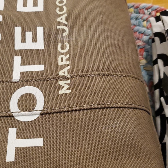 Marc Jacobs THE TOTE Bag, Size Medium in Slate Green Canvas - Picture 16 of 16